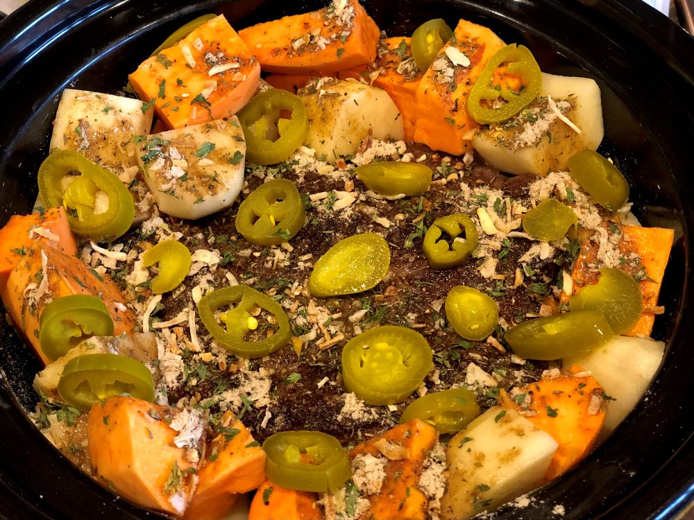 Slow Cooker Pot Roast With potatoes and jalapenos