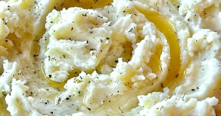 The Best Light And Fluffy Mashed Potatoes