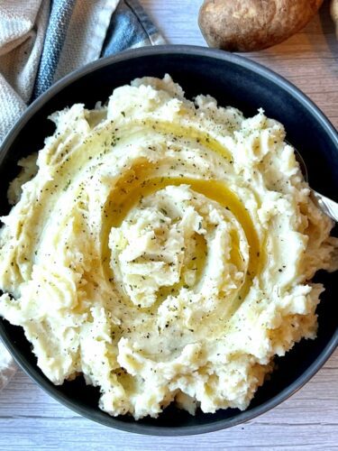 The Best Light And Fluffy Mashed Potatoes - The Menu Maid
