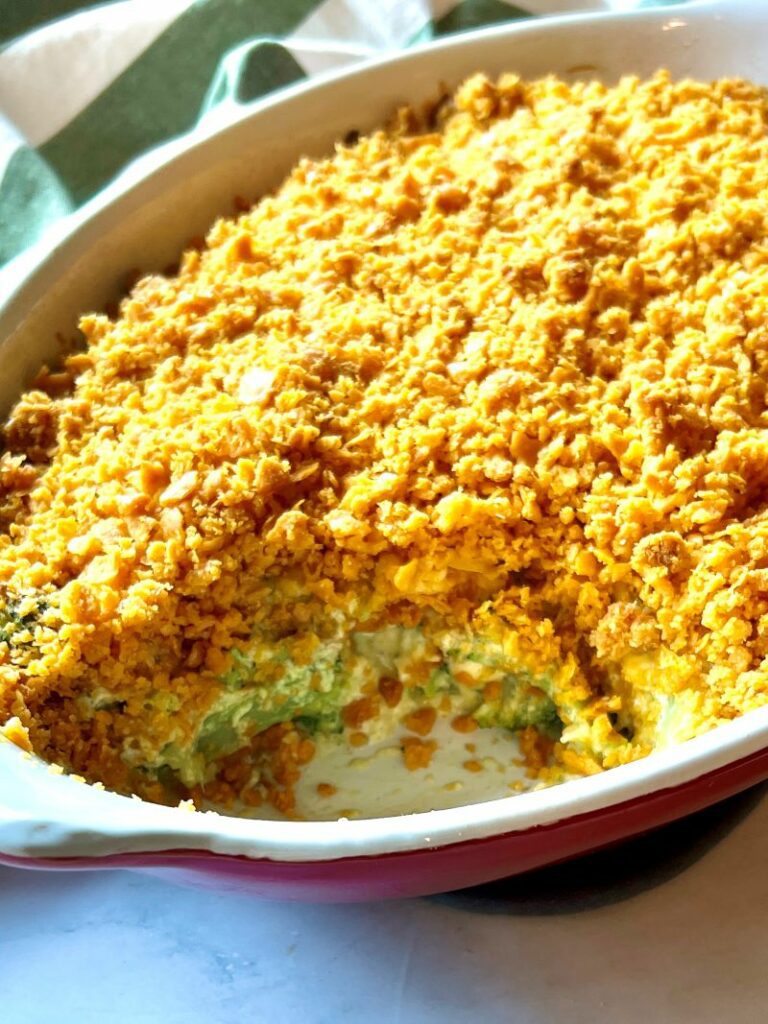 Creamy and Cheesy Broccoli Casserole