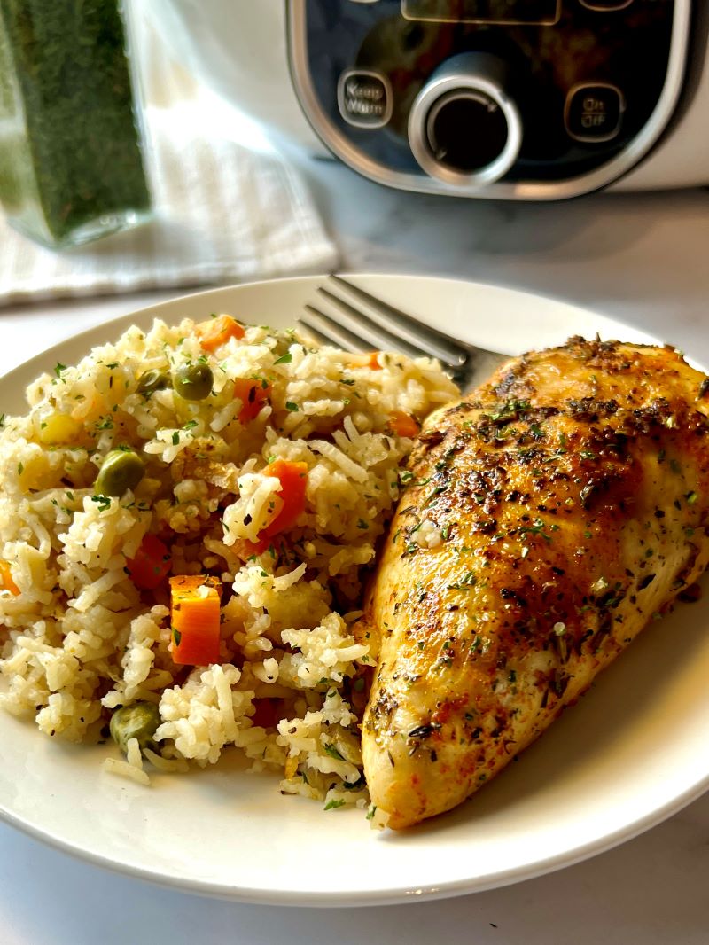 Slow Cooker Chicken and Rice