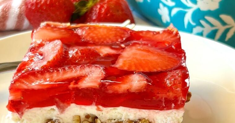 Strawberry Pretzel Salad