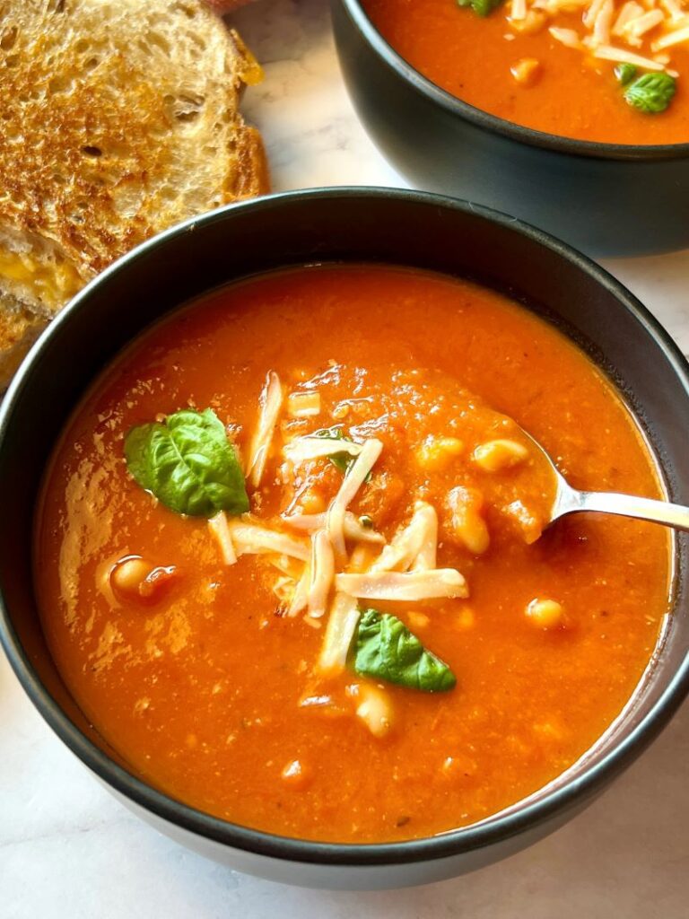 Easy Tomato Soup with White Beans