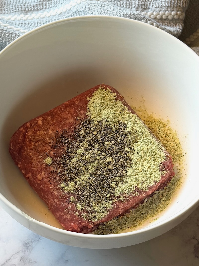 Ground beef with ranch mix and black pepper